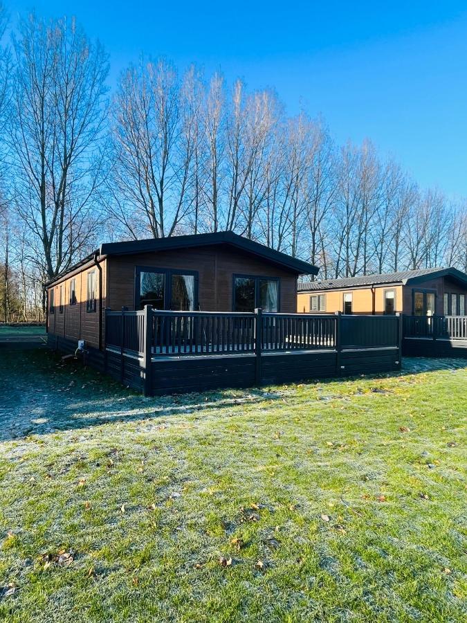 Loki'S Retreat Lodge With Hot Tub York Zewnętrze zdjęcie